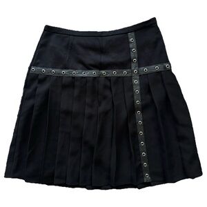 Black Pleated Mini Skirt with Grommet Detail | Goth Punk Y2K | Size 2